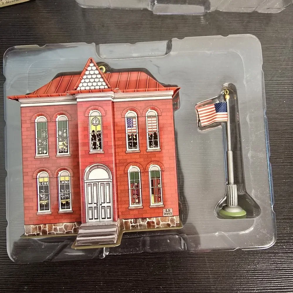 Schoolhouse & Flagpole Hallmark Tin Keepsake‎ Ornament Christmas 2003